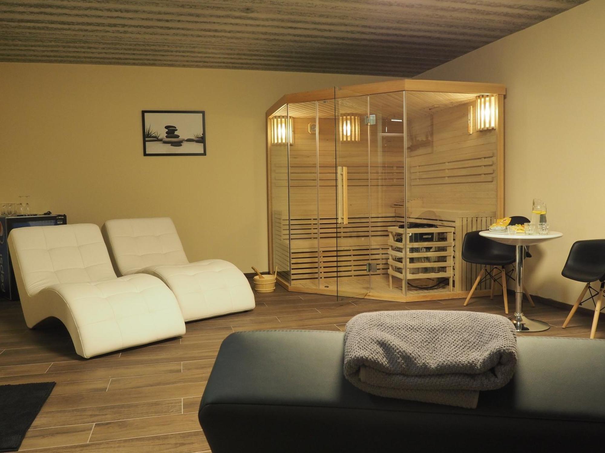 Pension Inspirace A Wellness Self Check-In Kolín Exterior photo